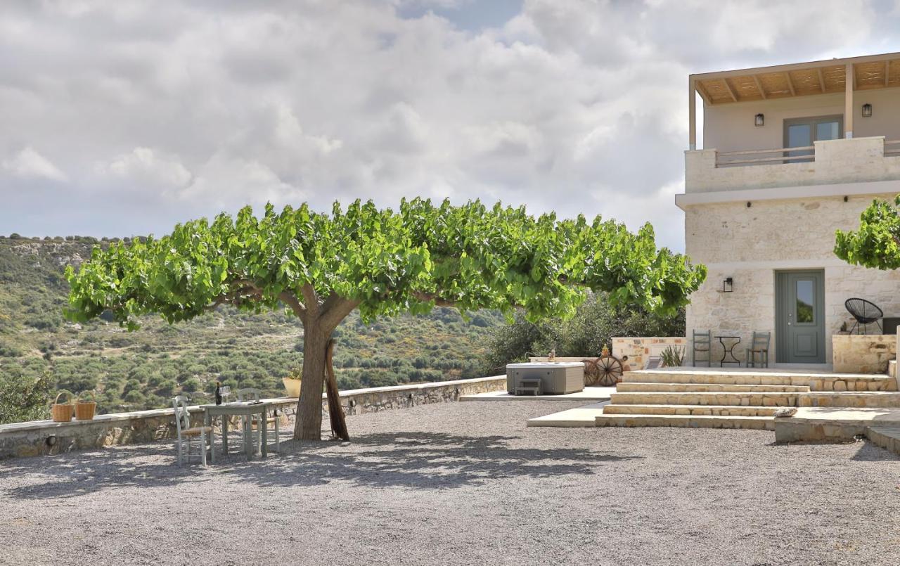 Amvikas Suites-Sitia Экстерьер фото